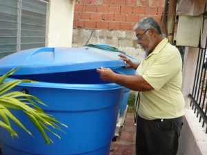 Denuncian escasez de agua en el sector Panamericano 1 1582 4ccc
