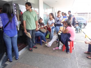 Bancos públicos dan prioridad a quienes tenga boletos para TDC 1 1584 9 CCC