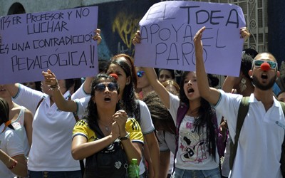 1590 17C JU