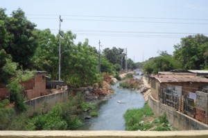 Calle N° 10 del barrio Bolívar abarrotada de desechos 1 1609 2CC