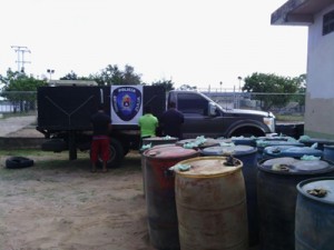 Incautados 3.800 litros de combustible 1 1627 22B