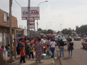 Comunidad defiende PDMercalito El Progreso 2 2C