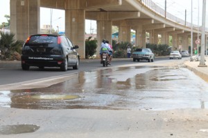 Desbordante boca de visita en Sabaneta 1 breve tres bote de gua