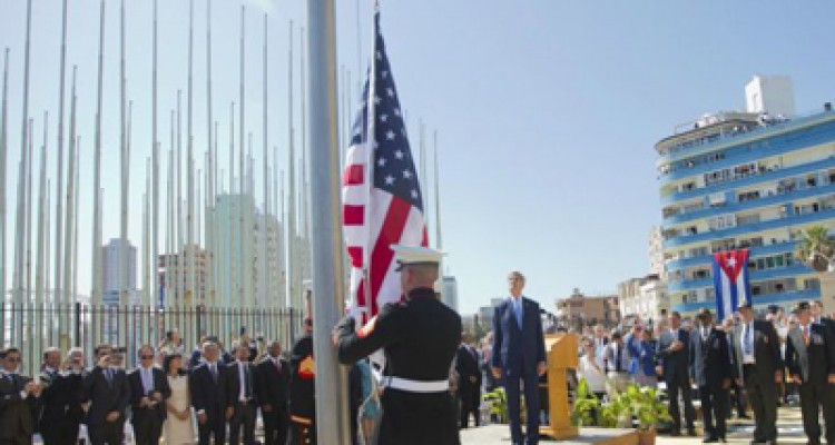 La bandera de EE UU en Cuba: el día en que la historia se desplegó ante nosotros 1 2O