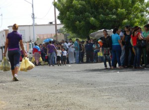 GNB-Cabimas detiene a 53 «bachaqueros» 2 21B 1