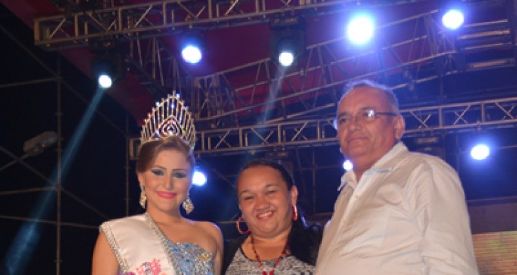 Yennesis Ríos gana el reinado de las fiestas patronales de Aranzazú 1 18G