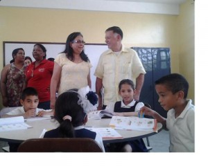 Arias rehabilita escuela en Manuel Dagnino 2 2AAAA