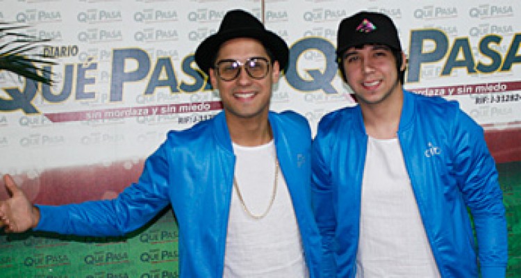 Los Chamacos Aarón y Luis presentan 1 1799 B Los Chamacos 01