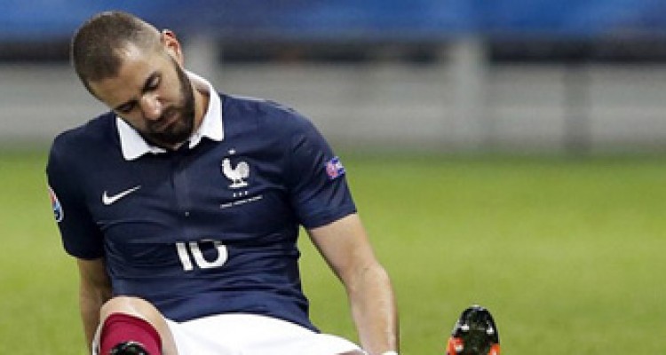 Ven a Benzema fuera de la Euro 1 1803 15C Agencias 01