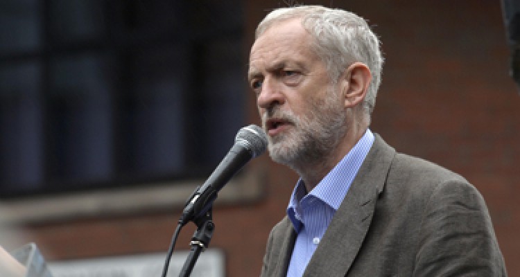 Laboristas allanan camino para que Londres se sume a bombardeos 1 1805 18B JU