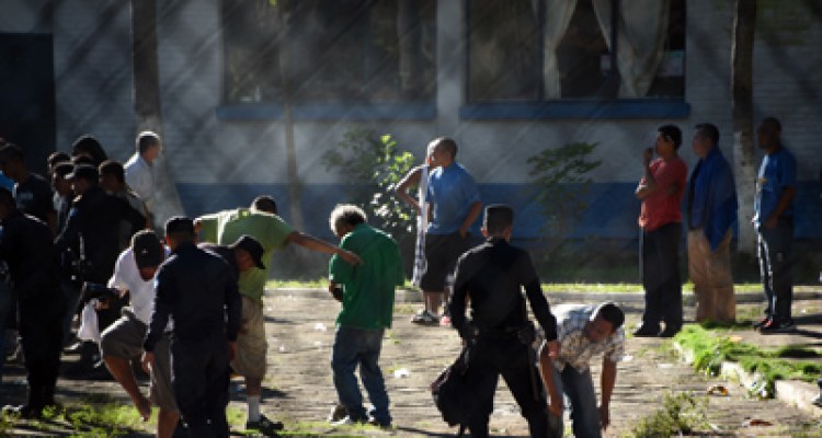 Enfrentamiento entre presos deja 17 muertos 1 1805 19B1 JU