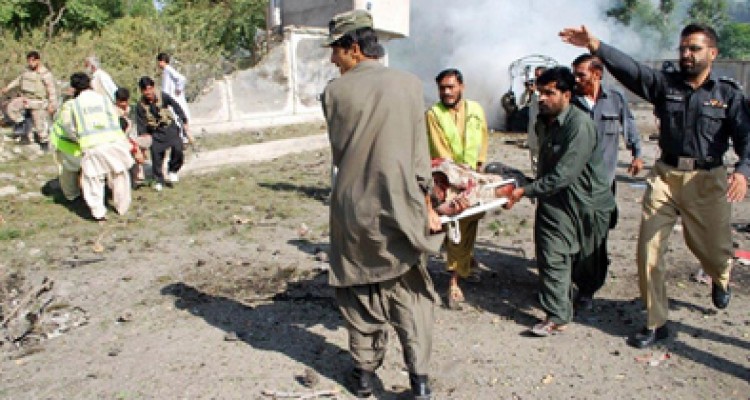 Atentado en Pakistán deja 23 muertos 1 1818 d