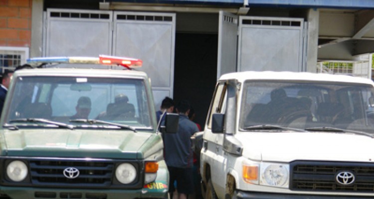 Detenidos tres sujetos por robo de material estratégico en Lagunillas 1 1820 21c