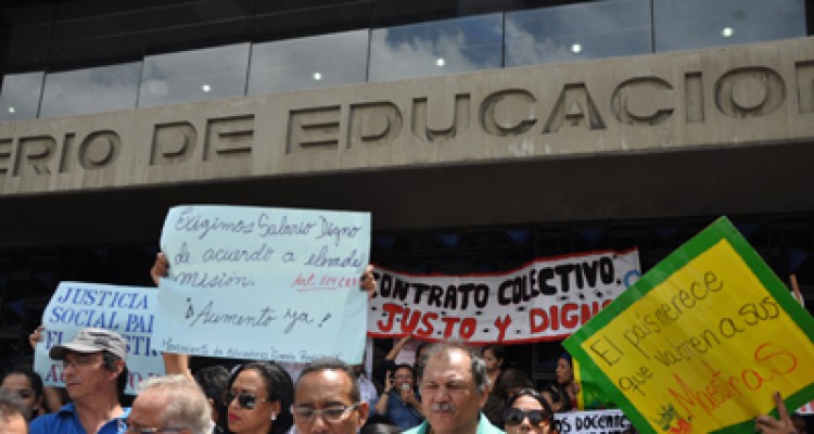 Maestros esperan propuestas del Ministerio 1 1841 6D