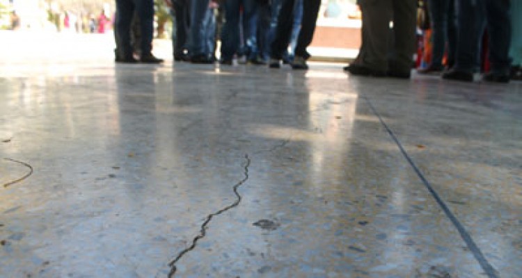 Pisos de la Plaza Bolívar están rotos y sin estrenar 1 1844 2D