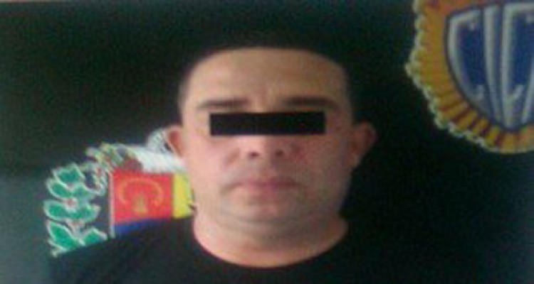 Le pone los «ganchos» a solicitado por la Interpol 1 1889 14A