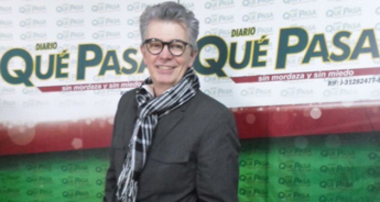 Javier Vidal prepara stand-up junto a su esposa Julie Restifo 1 1914 11A 01