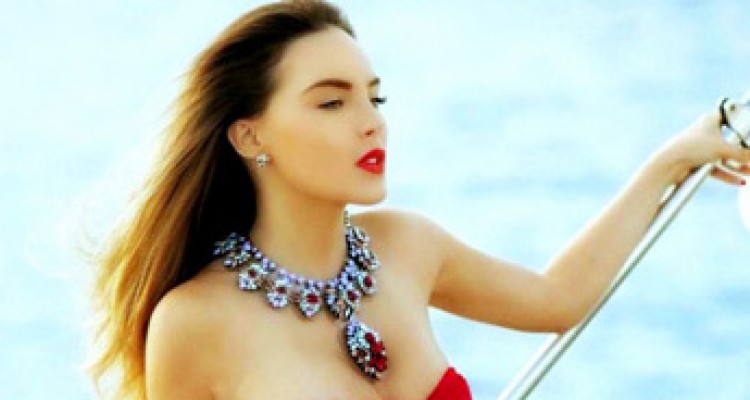 Belinda promete un concierto increíble e inolvidable 1 1979 Belinda Baywatch 770x480 01