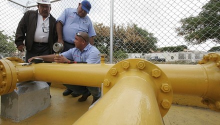 107689 gas22.jpg 1358066892 sagas