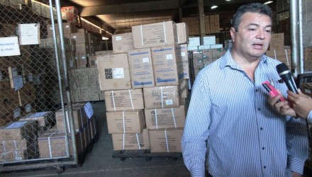 25 10 2016 EM LLEGADA DE MEDICAMENTOS A LA PEOVEEDURIA 1