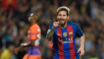 10 Silueta AFP