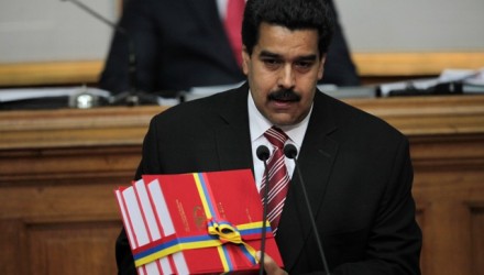 Asamblea Nacional posterga memoria y cuenta de Maduro para este miércoles