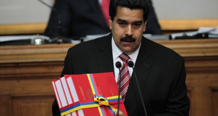 Asamblea Nacional posterga memoria y cuenta de Maduro para este miércoles