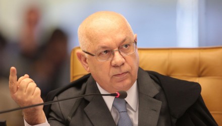 C Teori