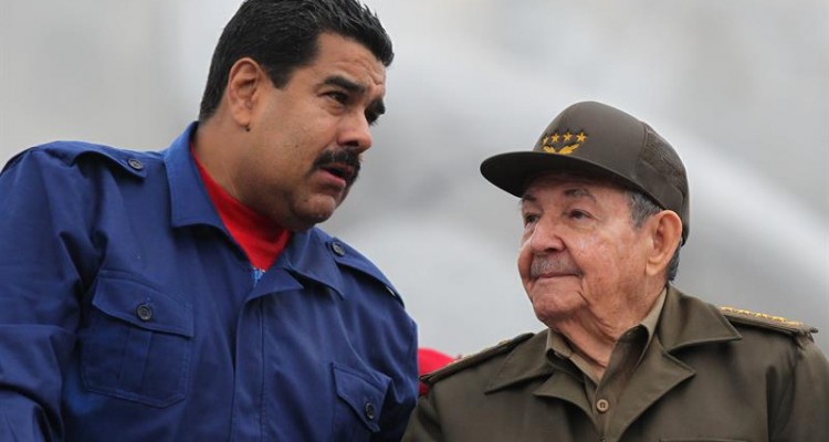 Nicolás Maduro y Raúl Castro EFE