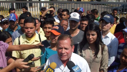 REG 060117 PROTESTA CORPOELEC GUANIPA AMPARO R RIVAS 21