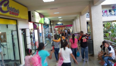 REG 100117 COMERCIOS CENTRO R RIVAS 24