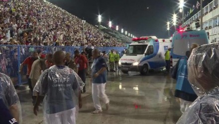 Carroza descontrolada heridos Sambodromo Rio 9329167