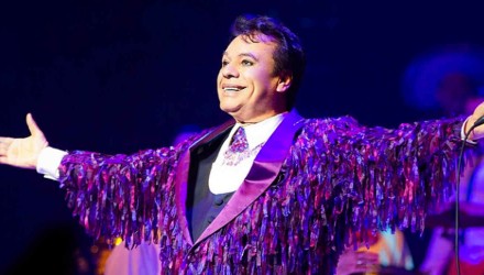 El cantautor mexicano Juan Gabriel. Redes