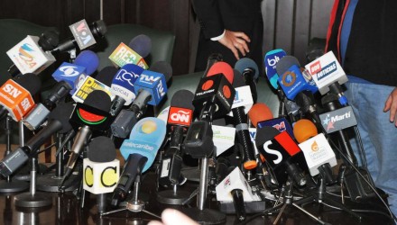 RUEDA DE PRENSA