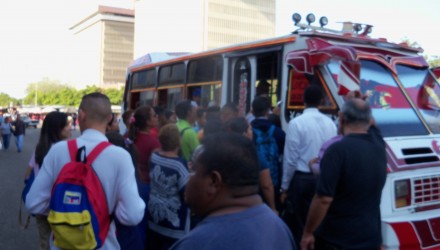 REG 210317 PARO DE TRANSPORTE R RIVAS 48