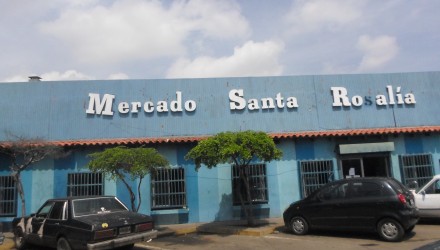 REG 060417 MERCADO SANTA ROSALIA BOTES DE AGUAS H GUTIÉRREZ 14