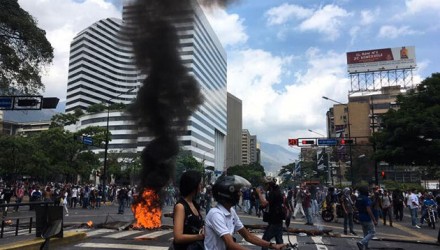 destrozos oposicion marcha caracas transporte