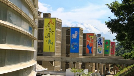 ucab fachada 2