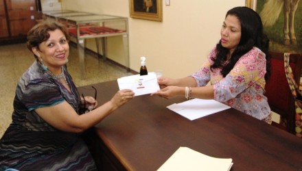 09 05 2017 EM Entrega de ayudas economicas 5