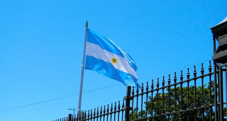 argentina bandera 990x460