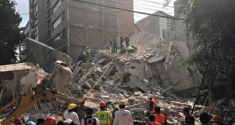 Derrumbe sismo México Foto de @CH Mexico 1024x578