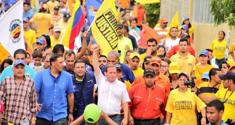 Guanipa: «El abandono de Arias se siente en cada rincón de las comunidades zulianas» 1 juan pablo guanipa gobernador simón bolívar