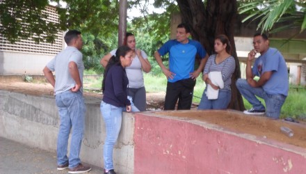 FAMILIARES DE NIÑA DE 10 AÑOS QUE SE SUICIDO 3