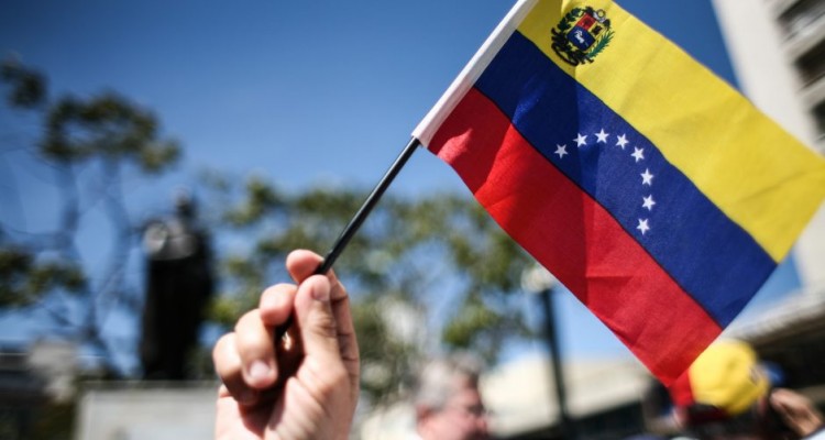 Bandera Venezuela 940x627