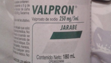 CmLRfLxWEAAtdk4 e1511876785164