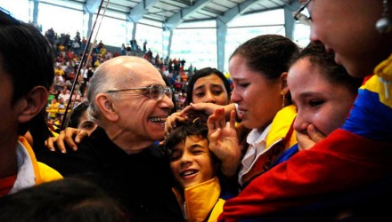 José Antonio Abreu