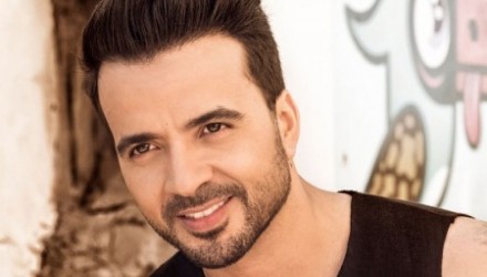 Luis Fonsi Daddy Yankee PHOTO OMAR CRUZ 753 final Press e1486757089487
