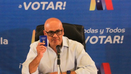orge rodrigues en el comando simon bolivar 71526828586