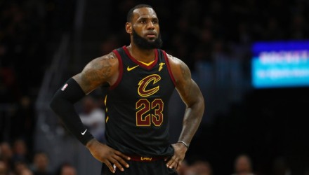 180629 lebron james vac