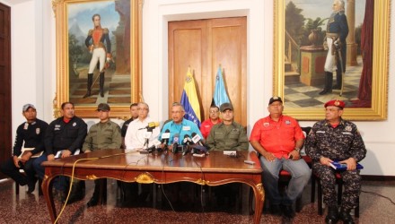 08 08 2018 EM Rueda de Prensa Ministro Motta Dominguez 1